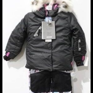 Deux Par Deux BNWT - Girls Snowsuit size 3